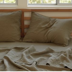 Parachute fitted linen sheet queen in surplus green